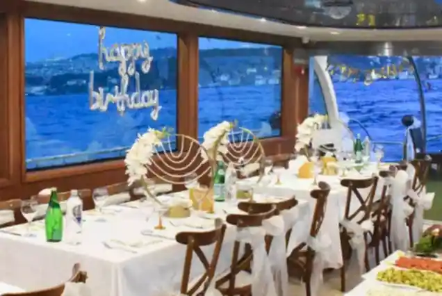 Yacht charter in Istanbul