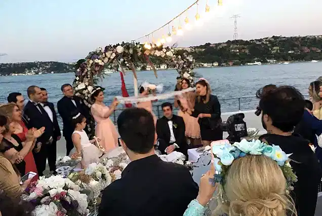 Yacht Weddings