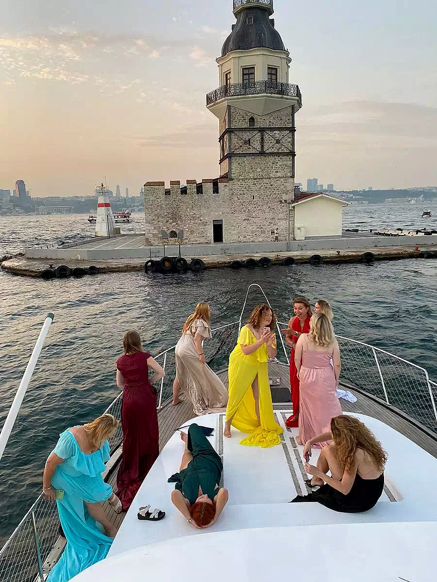 Bosphorus sunset cruise tour