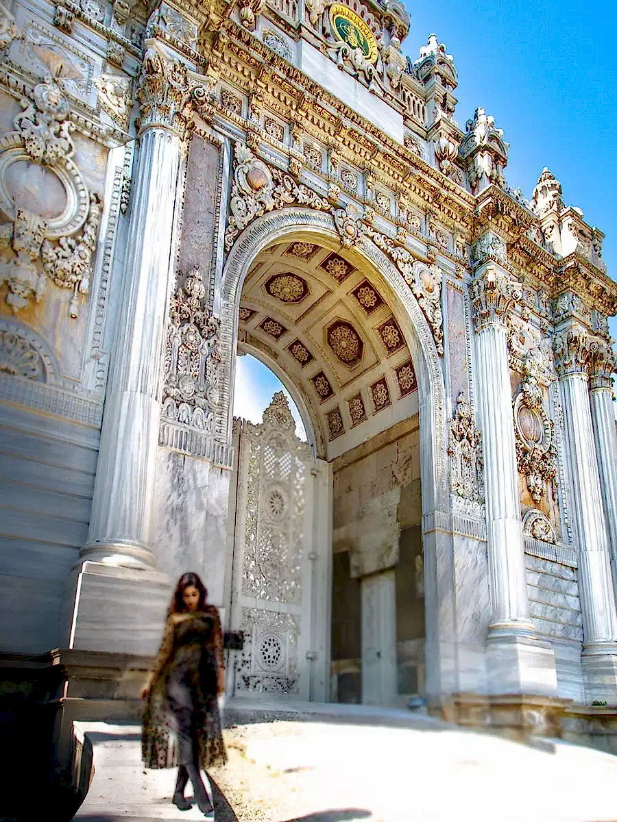 Dolmabahçe Palace And Bosphorus Cruise