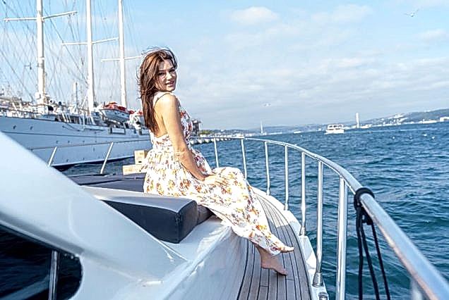 Bosphorus Sightseeing Yacht Cruise