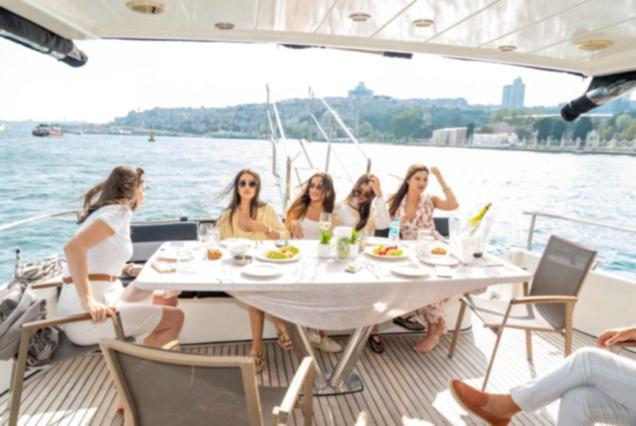 Bosphorus Sightseeing Yacht Cruise