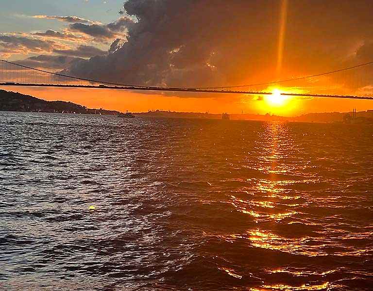 Bosphorus Sunset Cruise in Istanbul