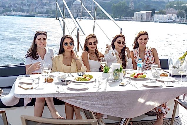 Private Bosphorus Lunch Yacht Cruise